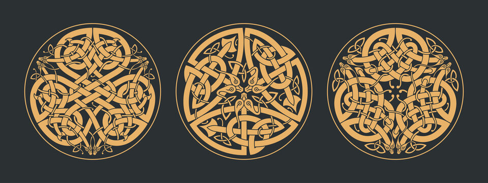 Vector celtic circlar knot. Ethnic ornaments set.
