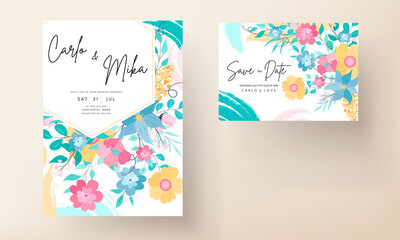 Fototapeta na wymiar Beautiful colorful invitation card with hand drawn floral