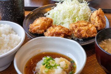 唐揚げ定食
