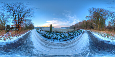 090301 Normandie 27 Neige Route 6000