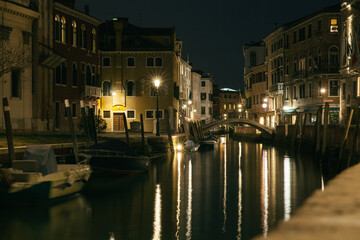 Fototapeta premium Venice channel at night