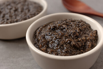 Truffle Sauce with Truffles and Olive Oil