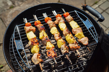 grilled chicken with pineapple and cherry tomatoes