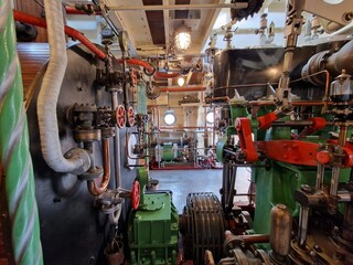 steam ship motor - obrazy, fototapety, plakaty