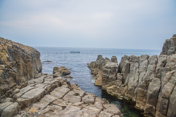 福井県　東尋坊の絶壁