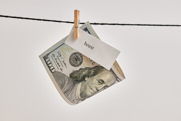 She hung a 100-dollar bill with the words 