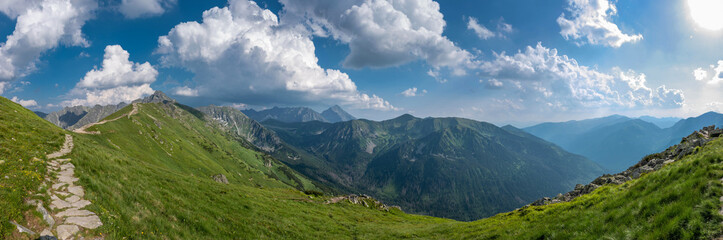 Fototapeta na wymiar panorama of mountains. Poland