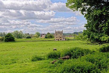 Fototapeta na wymiar East Banqueting House and Coneygree - Chipping Campden