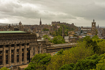 Fototapeta na wymiar view from Calton Hill over Edinburgh