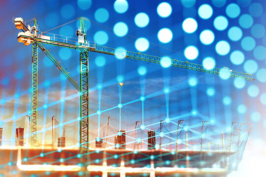 Gr&uacute;as y construcci&oacute;n de edificios. Arquitectura e ingenieria. Construcci&oacute;n e industria inmobiliaria. Puesta de sol y estructura de los cimientos de las casas.