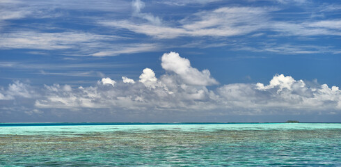 Obraz premium Travel, tourism and relaxation in the resort of the Maldives. Paradise tropical beach. Paradise tropical beach. The best place for holidays and health