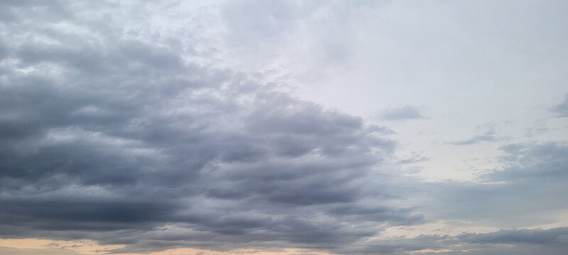 Ceu Com Nuvens Escuras 