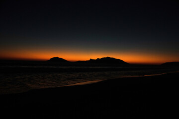 atardecer en el mar 