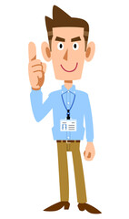 社員証を付け、人差し指を立てて話す水色のシャツを着た男性
