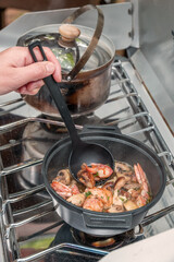 アウトドア料理　Outdoor lunch at the cottage