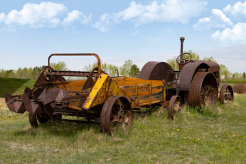 Fototapeta premium old rusty tractor