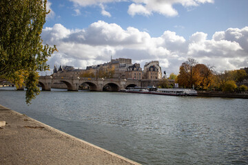 Obraz premium view of the seine in paris