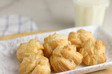 Chox cream on white plate