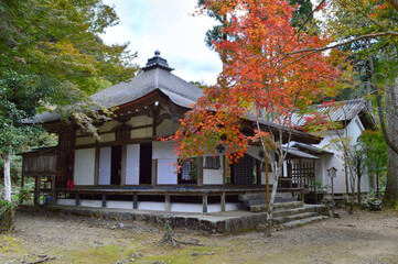 京都市の世界遺産高山寺の開山堂01