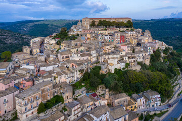Fototapeta na wymiar View of Ragusa (Ragusa Ibla), UNESCO heritage town on Italian island of Sicily. View of the city in Ragusa Ibla, Province of Ragusa, Val di Noto, Sicily, Italy.