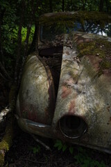 ruty and mossy car front