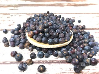 Juniper berries