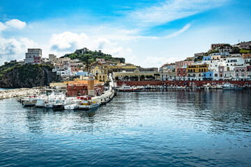Naklejka premium Ponza e il suo Porto Borbonico