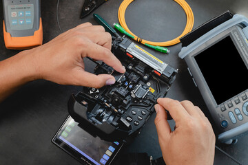 Fusion Splicing Tool, a set of fiber-optic or fiber-optic splicers for high-speed Internet...