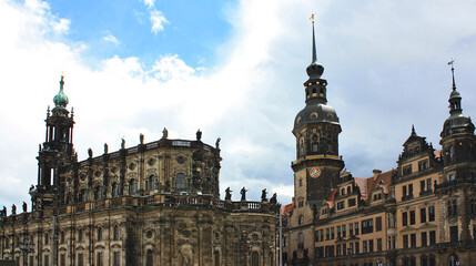 Fototapeta na wymiar Dresden cathedral of the holy trinity or hofkirche, Germany