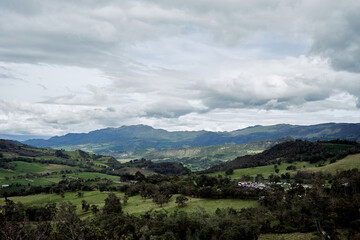 panorámica de la sabana de Bogotá en el municipio de guatavita, cuna de la leyenda del dorado