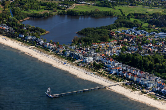 Bansin, Seeheilbad, Heringsdorf, Insel Usedom, Mecklenburg-Vorpommern, Deutschland, Luftaufnahme aus dem Flugzeug 