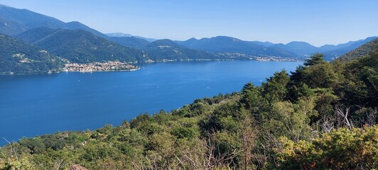 Fototapeta na wymiar Blick über den Lago Maggiore, CannobioItaly