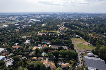 Fototapeta na wymiar Vista aérea da cidade de Valinhos localizada no interior de São Paulo. Brasil, 2022.