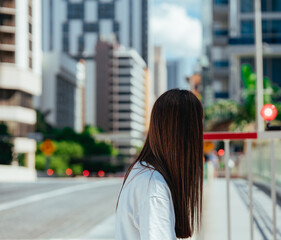 Fototapeta na wymiar woman walking on the street waiting love casual 