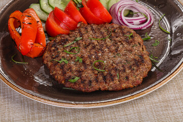 Grilled Beef cutlet with vegetables