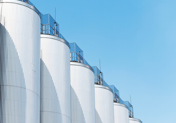 Beer fermentation tank for brewing plant © Ratchapon