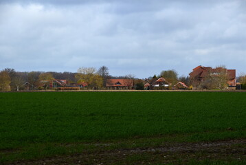 Obraz premium Landschaft im Frühling in der Stadt Walsrode, Niedersachsen