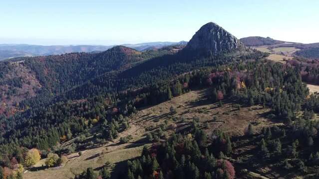Mont Gerbier de Jonc, Ard&egrave;che, Auvergne-Rh&ocirc;ne-Alpes.
Sources de la Loire.