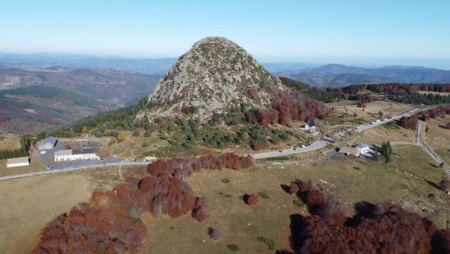 Mont Gerbier de Jonc, Ard&egrave;che, Auvergne-Rh&ocirc;ne-Alpes.
Sources de la Loire.
