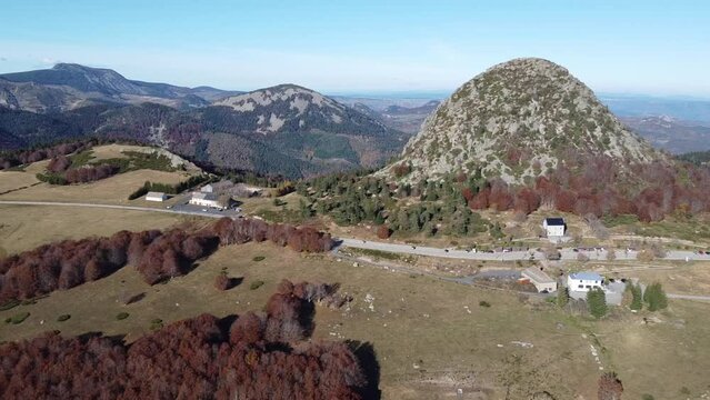 Mont Gerbier de Jonc, Ard&egrave;che, Auvergne-Rh&ocirc;ne-Alpes.
Sources de la Loire.