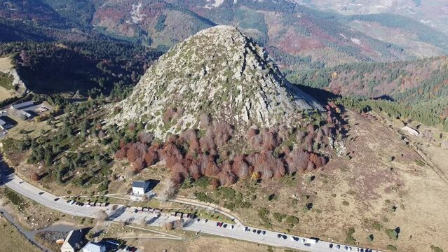 Mont Gerbier de Jonc, Ard&egrave;che, Auvergne-Rh&ocirc;ne-Alpes.
Sources de la Loire.