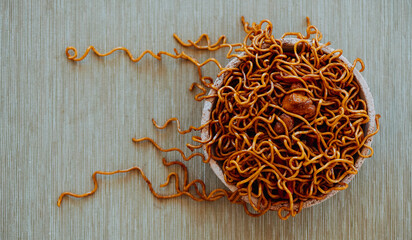 plate of chicken yakisoba noodles