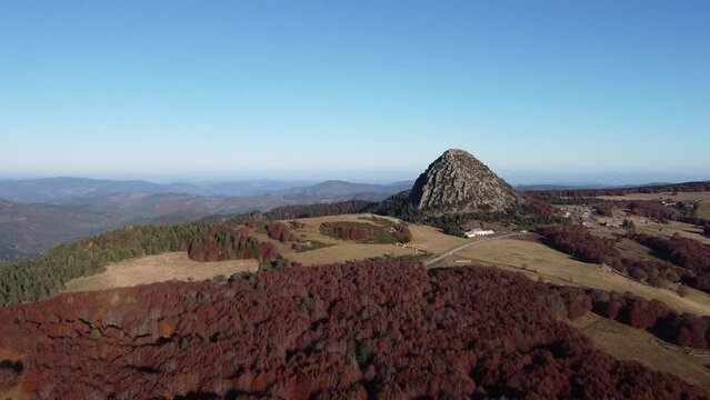 Mont Gerbier de Jonc, Ard&egrave;che, Auvergne-Rh&ocirc;ne-Alpes.
Sources de la Loire.