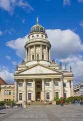 Fototapeta na wymiar French cathedral and Concert Hall (Konzerthaus Berlin) on Gendarmenmarkt Square in Berlin