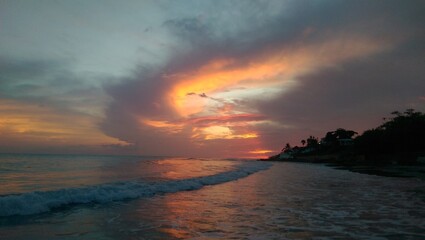 Fototapeta na wymiar sunset treasure beach jamaica