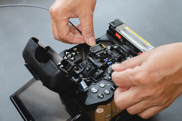 Fusion Splicing Tool, a set of fiber-optic or fiber-optic splicers for high-speed Internet...