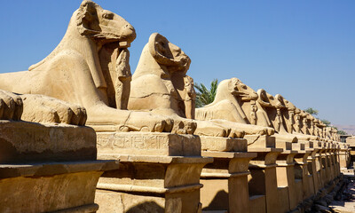 egypt statues in luxor
