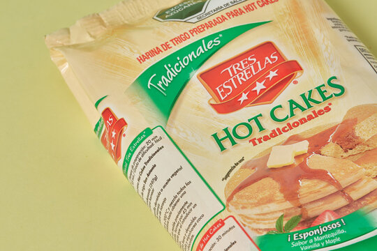 paquete de harina de hotcakes tres estrellas