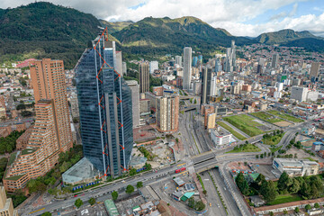 Paisaje urbano de la ciudad de Bogotá, Colombia, ubicada en sur américa 