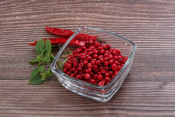 Red pepper seeds in the bowl